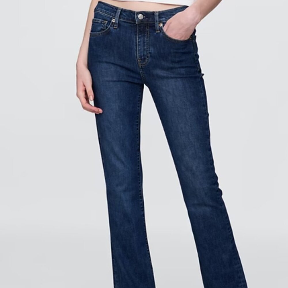 GAP Mid-rise Baby Boot Jeans (24P) – NEW!